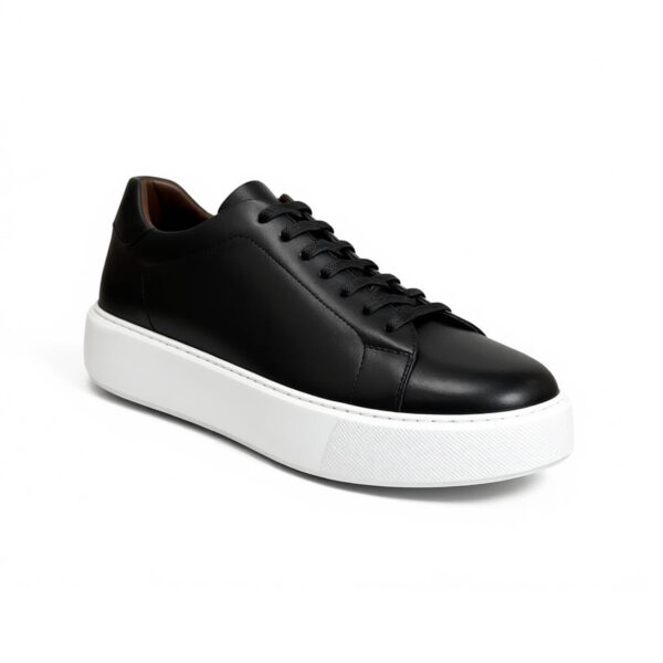 232 BASKET EN VRAI CUIR NOIR